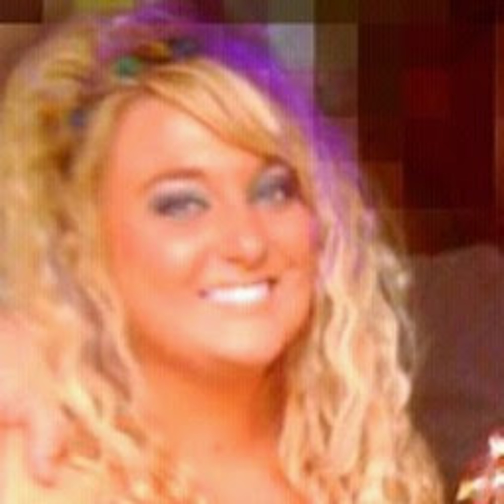 Meet your Posher, Laura